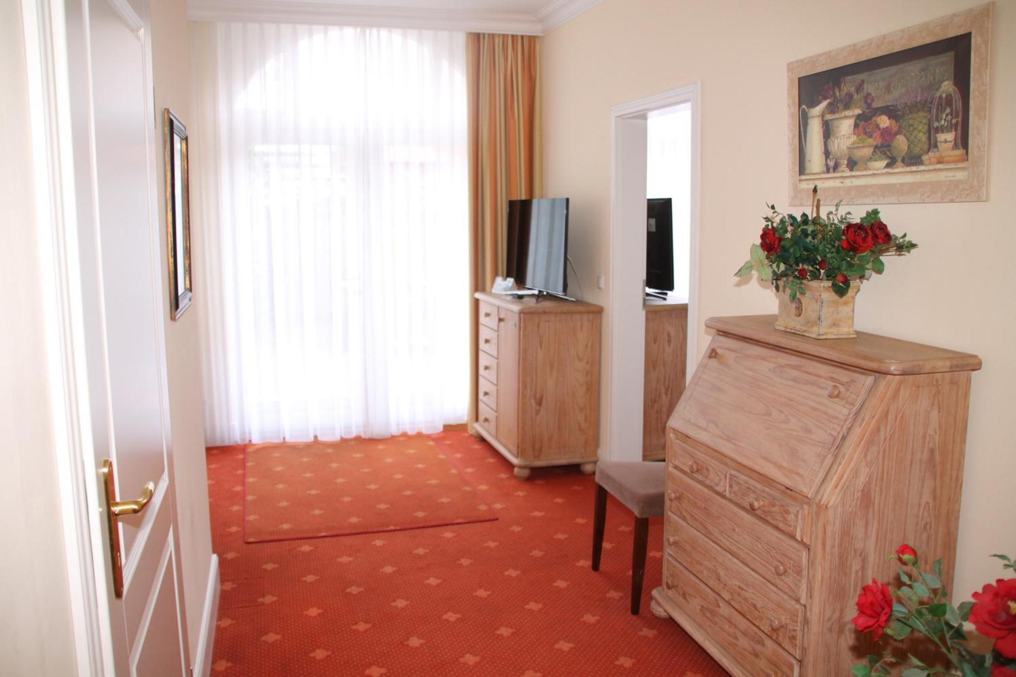 Romantik Im Hotel Villa Roehl Тіммендорфер-Штранд Номер фото